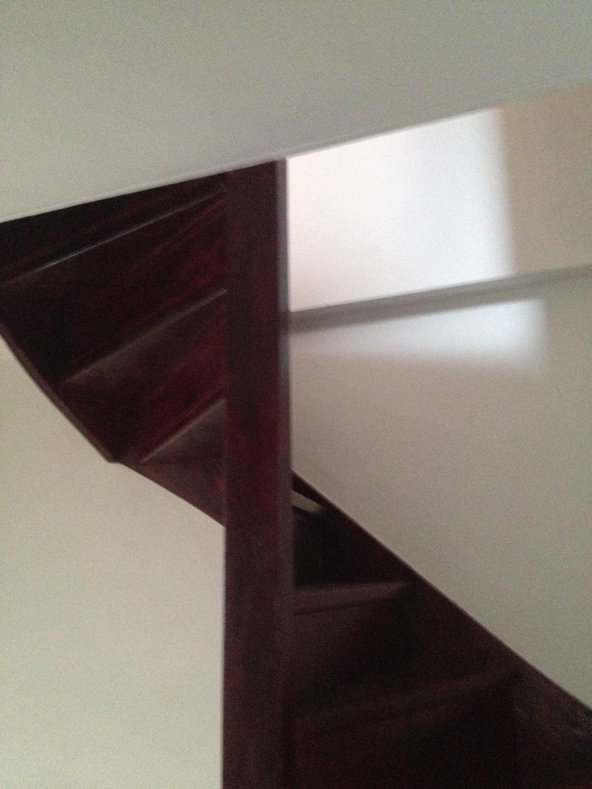 Hardhouten trap op maat gemaakt